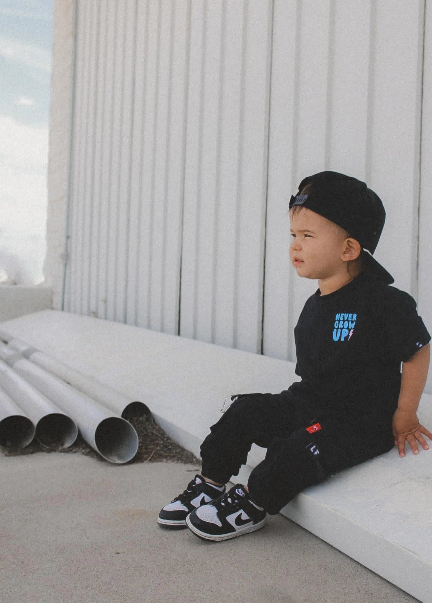 Black Cargos