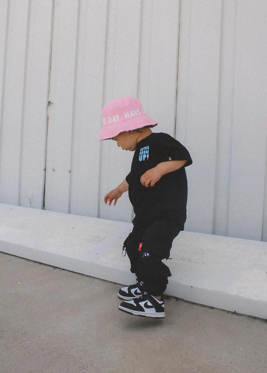 Black Cargos